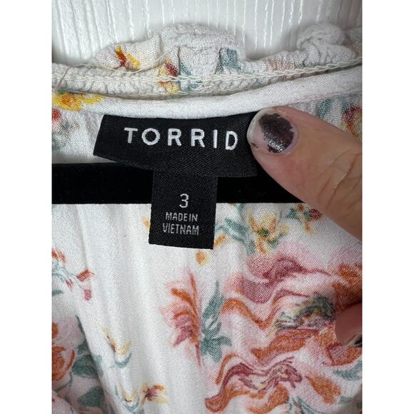 Torrid White Floral Blouse Tunic Drawstring Waist Soft Rayon Top Size 3X - Picture 2 of 8